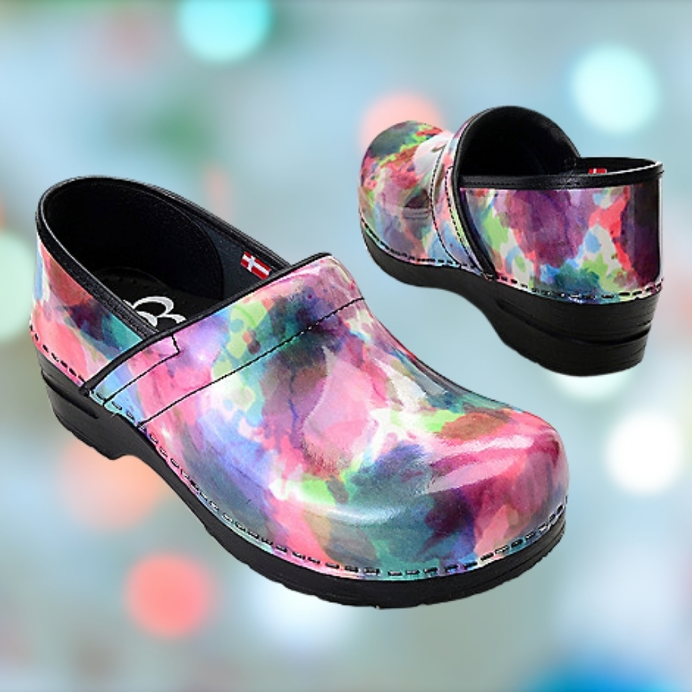 ◇SOLD◇ Sanita 39 Watercolor Nursing Clog